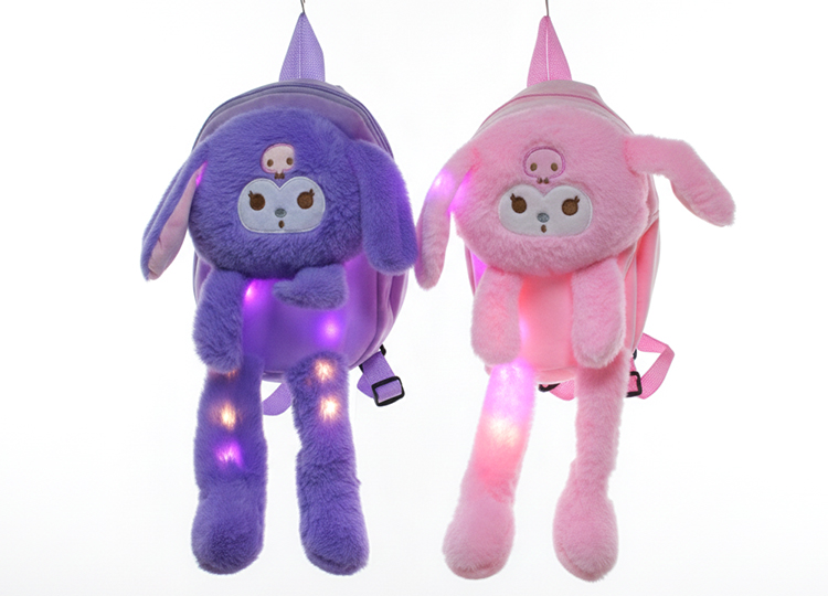 Peluş Işıklı Oynar Kulaklı Kuromi Sırt Çantası Alk3011