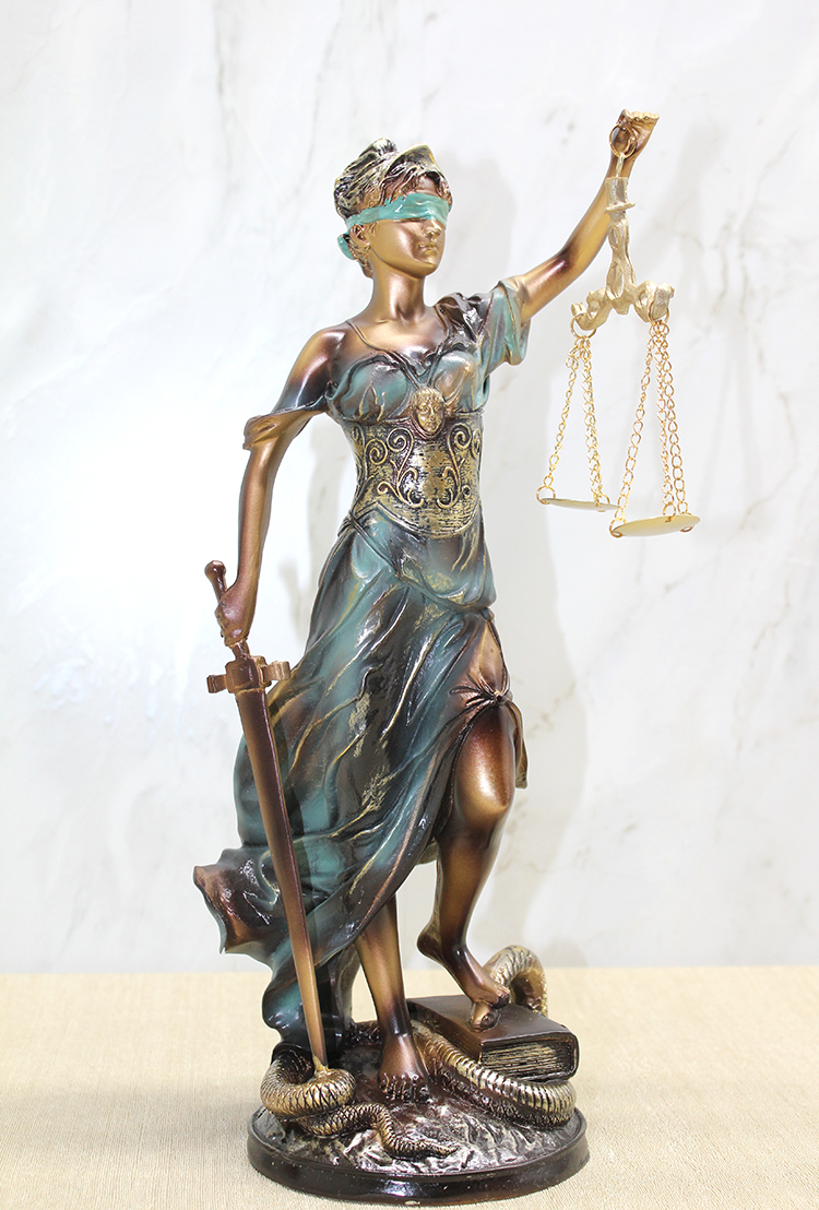 Polyester Adalet Figürü Alk4423