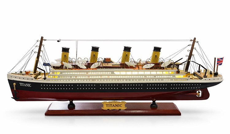 Özel Tasarım Ahşap Işıklı Titanik Gemi Alk4593