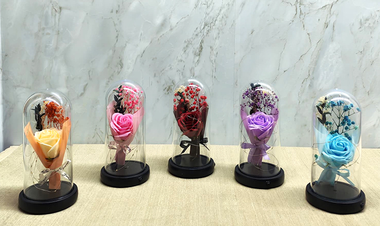 Işıklı  Müzkli Dekoratif Cam Fanus İçinde Gül Alk5005