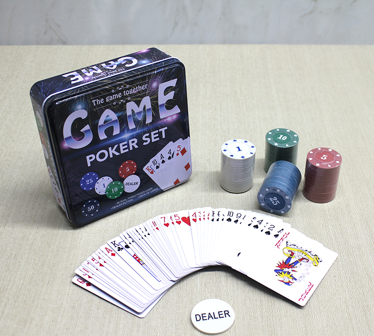 Metal Kutulu 80 Chip Ve 1 Adet İskambil Kağit Setine Sahip Poker Oyunu Alk3534