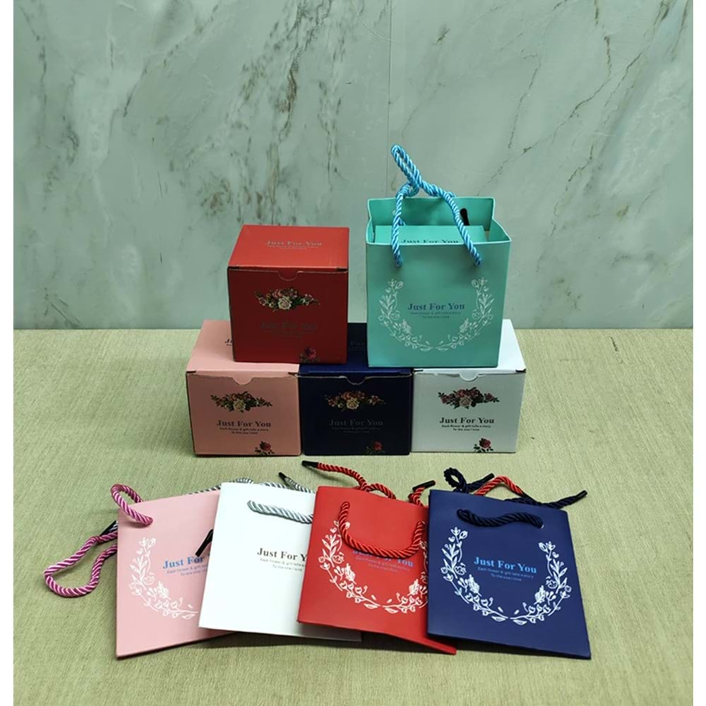 Romantik Gül Yüzük Kutusu Kare Alk5008